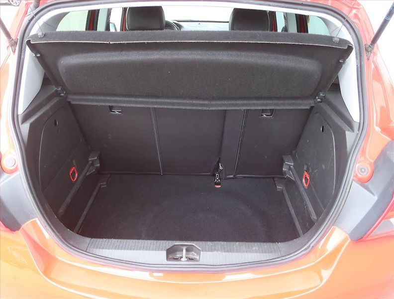 Opel Corsa (2017) 1.0 Turbo, Serv.kniha - fotka 13 z 14