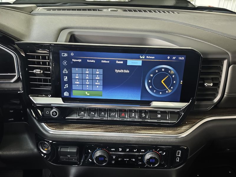 Chevrolet Silverado (2026) 6,2 V8 Trail Boss Z71 - fotka 44 z 45
