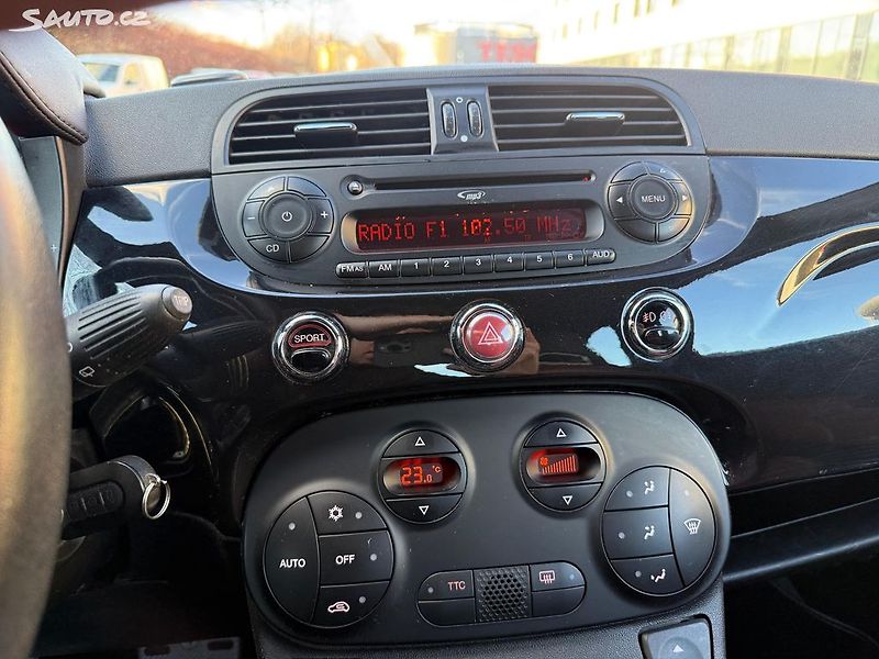 Fiat 500 (2012) Abarth 1.4T - 103kw Automat - fotka 16 z 18
