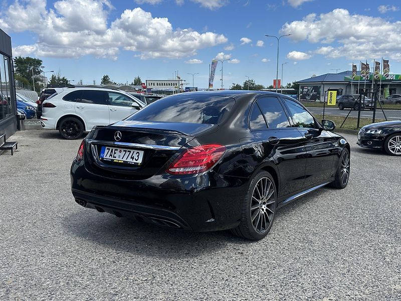 Mercedes-Benz Třídy C (2018) Mercedes-Benz C 43 AMG 2018 - fotka 7 z 20