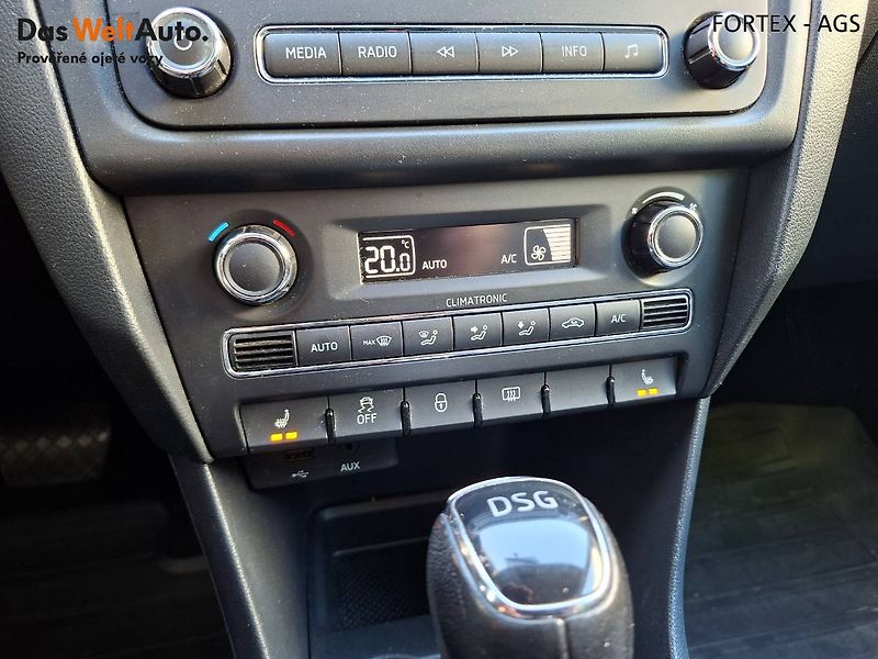 Škoda Rapid (2013) 1.4 TSI,DSG,90kW,Elegance - fotka 19 z 25