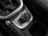 Suzuki Vitara (2017) Elegance 1.4 BoosterJet, 4X4 - náhled 18