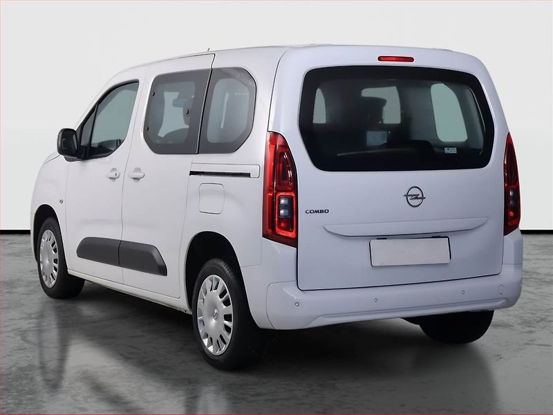Opel Combo (2022) Edition 1.2 Turbo, 5Míst, SR - fotka 4 z 19