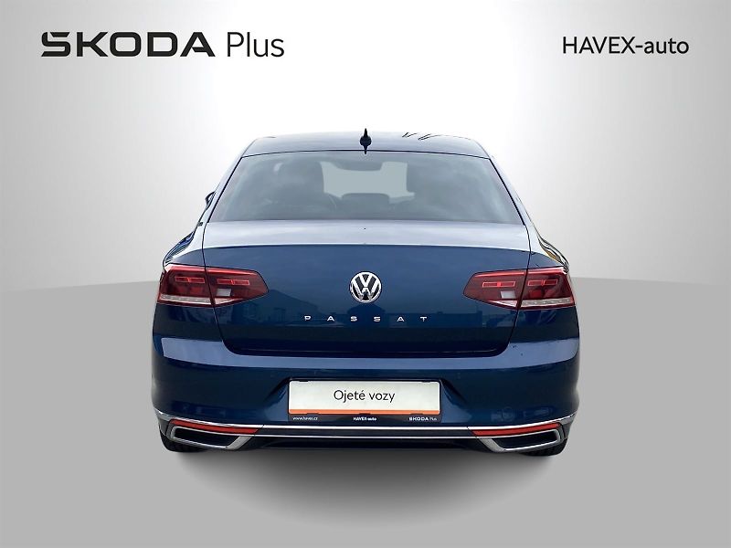 Volkswagen Passat (2019) 2.0 TDI DSG - fotka 34 z 34