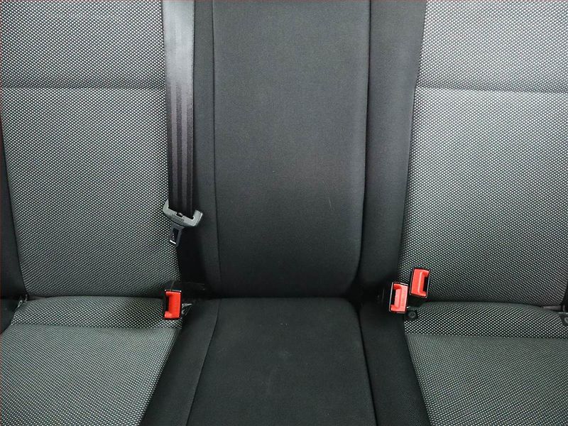 Škoda Fabia (2008) 1.2 12V, po STK, dobrý stav - fotka 8 z 14