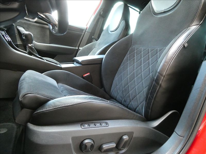 Škoda Superb 2,0 TSi SPORTLINE,1maj.,webast - fotka 33 z 50