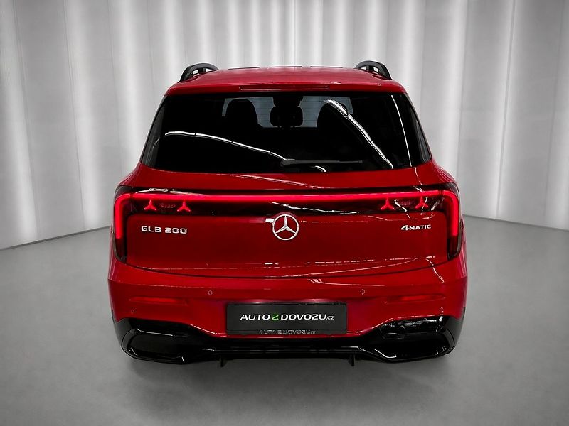 Mercedes-Benz GLB 8G-eDCT 4MATIC AMG, PANORAMA, - fotka 5 z 31