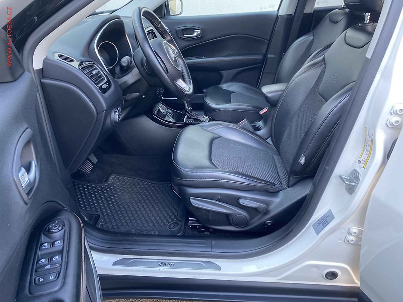 Jeep Compass (2020) 1.4 M-Air 4WD, Limited, AT - fotka 9 z 18