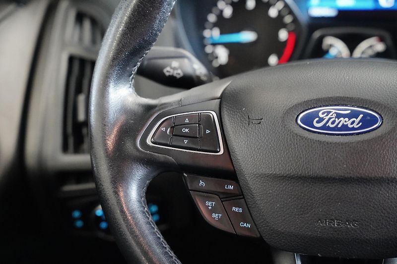 Ford Focus - fotka 15 z 24