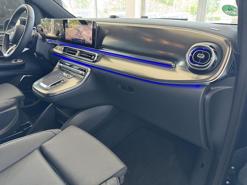 Mercedes-Benz Třídy V (2026) V300d XL Luxus sedadla EXC. - fotka 17 z 54