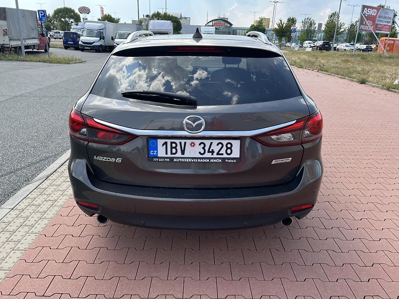 Mazda 6 2.2 D 110 kW ČR - fotka 6 z 28