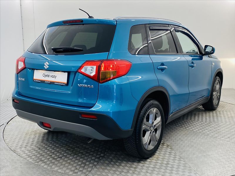 Suzuki Vitara 1,6 VVTi 88kW 1.Majitel - fotka 2 z 24
