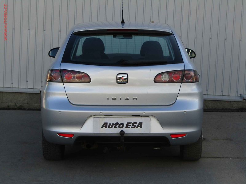 Seat Ibiza (2006) 1.4 i, AC, TZ, temp - fotka 5 z 15