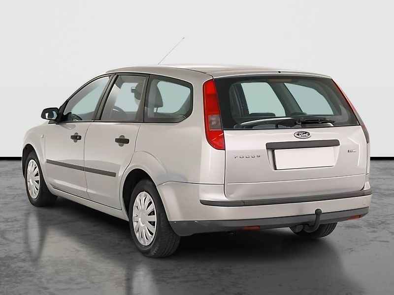 Ford Focus (2005) 1.6 TDCi, po STK, Tažné, Klima - fotka 4 z 19