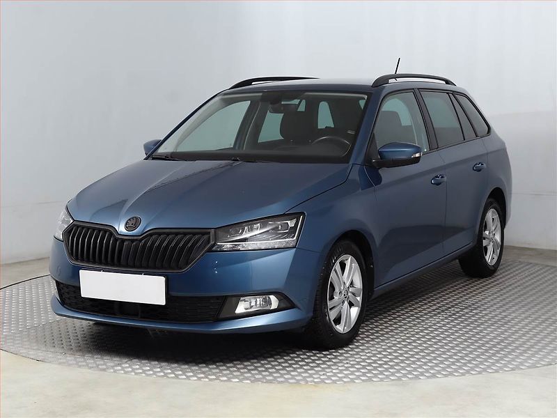 Škoda Fabia (2021) Style Plus 1.0 TSI, Automat - fotka 2 z 19