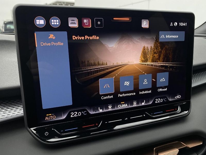Cupra Terramar DSG 4WD 2,0 TSi 150 kW - fotka 21 z 30
