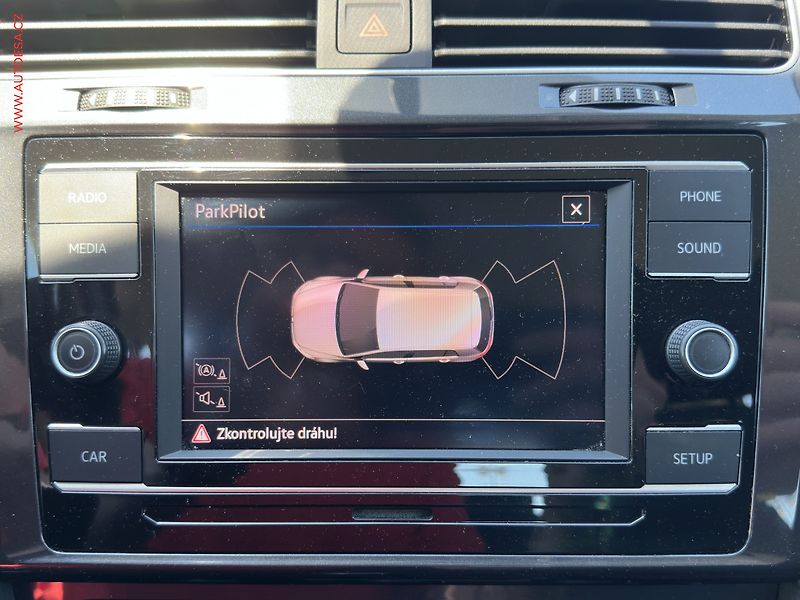 Volkswagen Golf (2019) 1.6 TDi, AC, temp - fotka 14 z 16