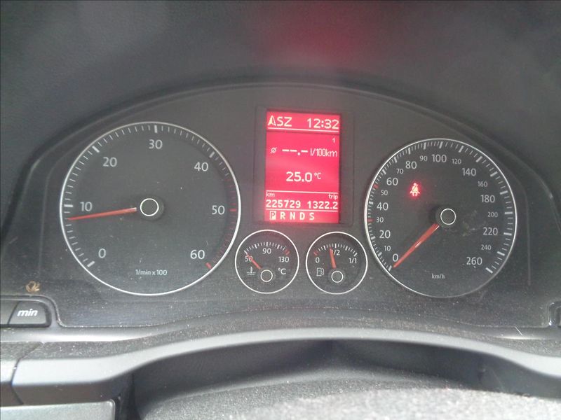 Volkswagen EOS 2,0 - fotka 16 z 21