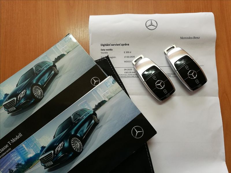 Mercedes-Benz Třídy E 300 CDI 180kw - fotka 22 z 23