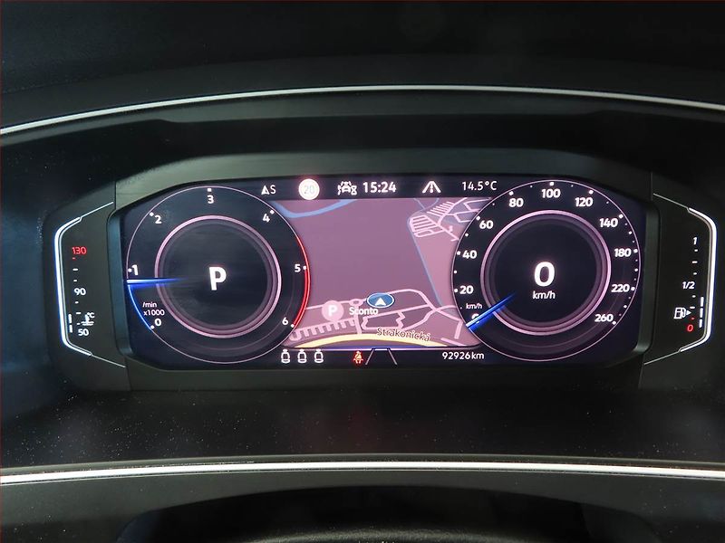 Volkswagen Tiguan (2021) 2.0 TDI - fotka 11 z 14