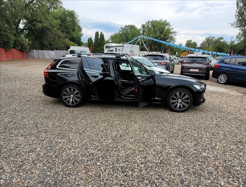 Volvo V60 2,0 T6 ,AWD,Inscription,kůže - fotka 18 z 50