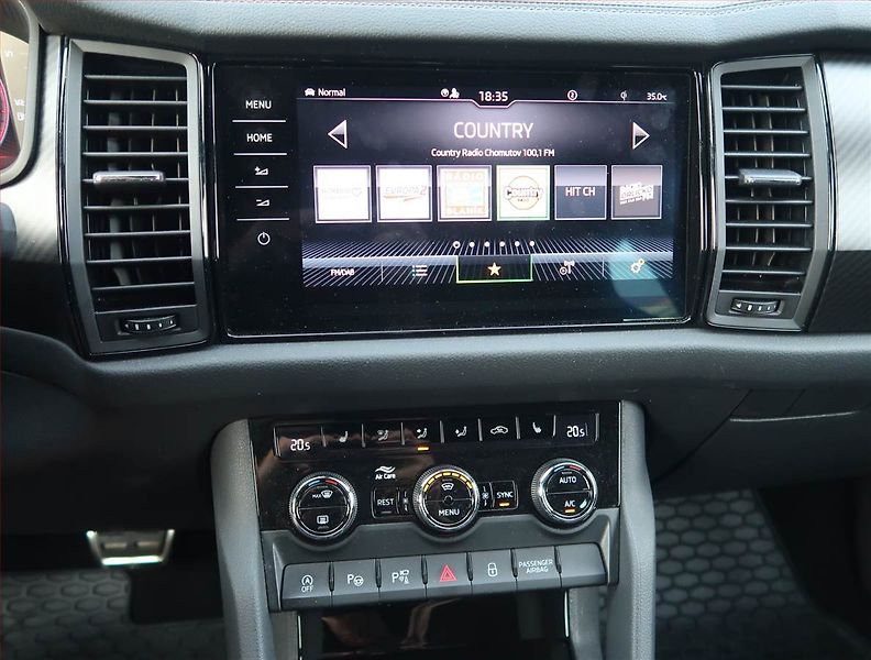 Škoda Kodiaq (2023) 2.0 TDI - fotka 12 z 17