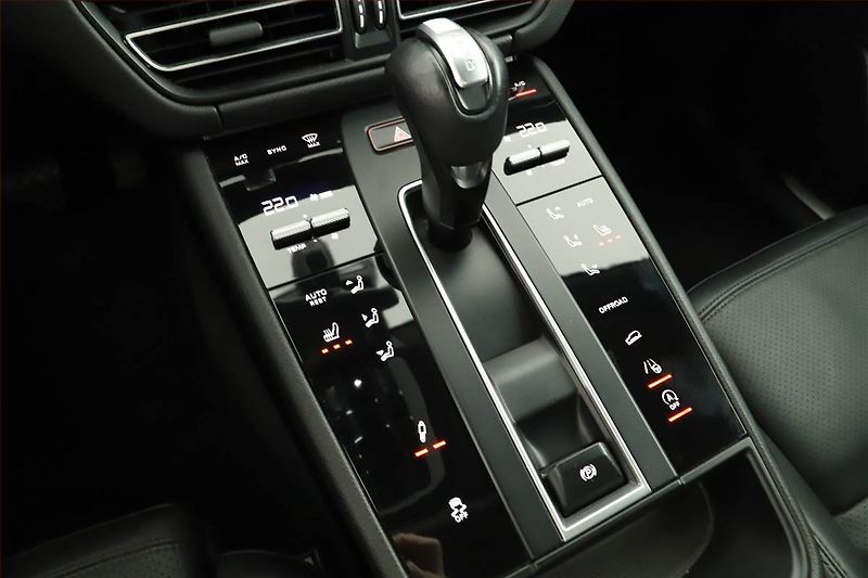 Porsche Macan (2021) GTS - fotka 11 z 19