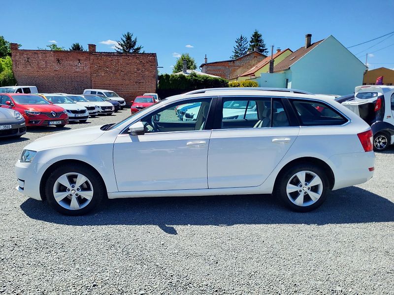 Škoda Octavia III combi 1.6 TDi 81kW STYLE - fotka 2 z 42