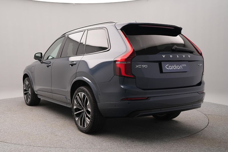 Volvo XC90 (2026) T8 AWD RECHARGE ULTRA DARK 7m - fotka 10 z 29