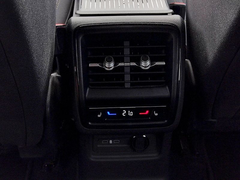 Škoda Kodiaq (2025) Selection 2,0 Tdi 142 Kw 4x4 D - fotka 26 z 37