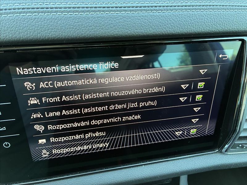 Škoda Kodiaq 2,0 TDI TAŽNÉ,EL.KUFR,MATRIX - fotka 25 z 32