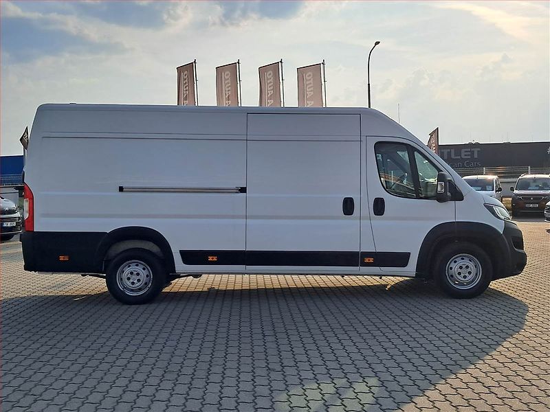 Citroën Jumper (2020) 2.2 BlueHDi, 14m3, ČR - fotka 6 z 16