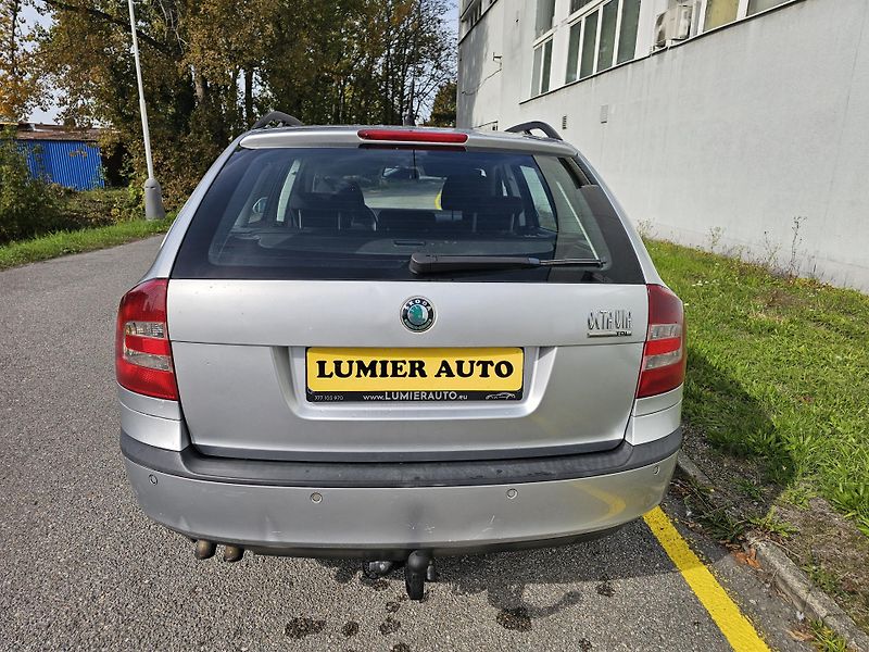 Škoda Octavia (2008) 2 1.9TDI TAŽNÉ  - fotka 4 z 19