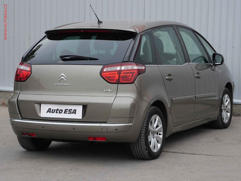 Citroën C4 Picasso (2011) 1.6HDi, 1.maj,ČR, Tendance - fotka 4 z 20