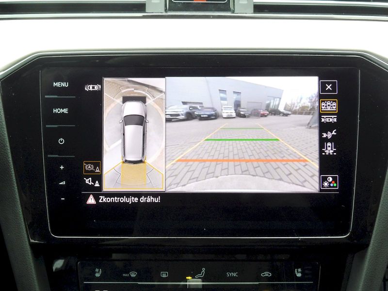 Volkswagen Passat (2022) Elegance 2,0 TDI 147kW DSG 4MO - fotka 12 z 30