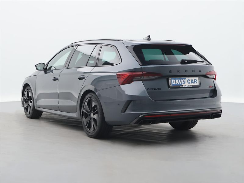 Škoda Octavia 2,0 TDI 147kW RS CZ DSG 4x4 - fotka 5 z 39
