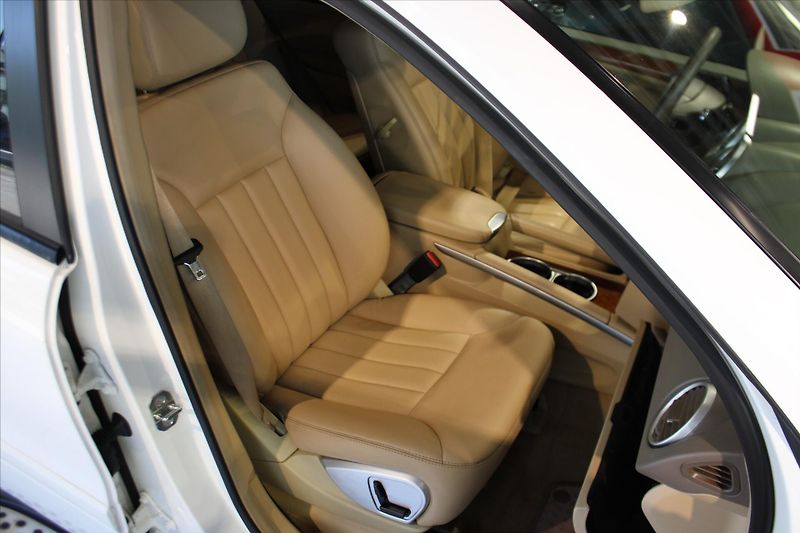 Mercedes-Benz Třídy M 350 4MATIC H&K/Pano  ML - fotka 16 z 23