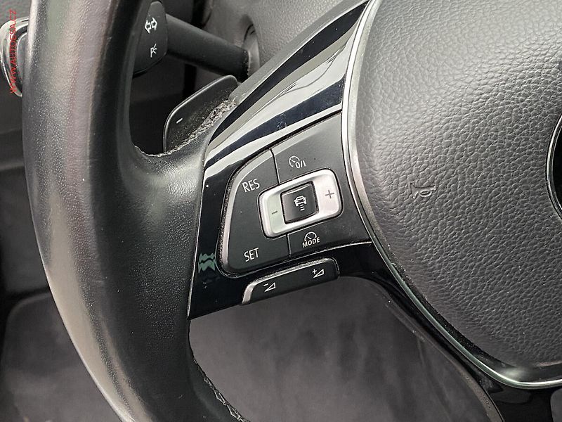 Volkswagen Passat (2018) 2.0 TDi, Comfortline, DSG - fotka 15 z 18