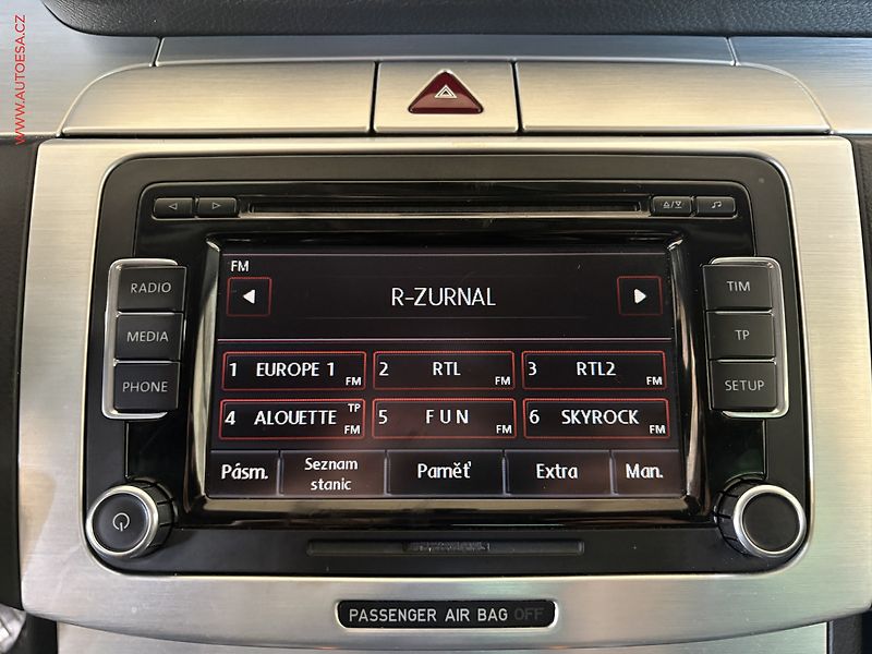 Volkswagen CC (2008) 2.0 TDi, Sport - fotka 11 z 16