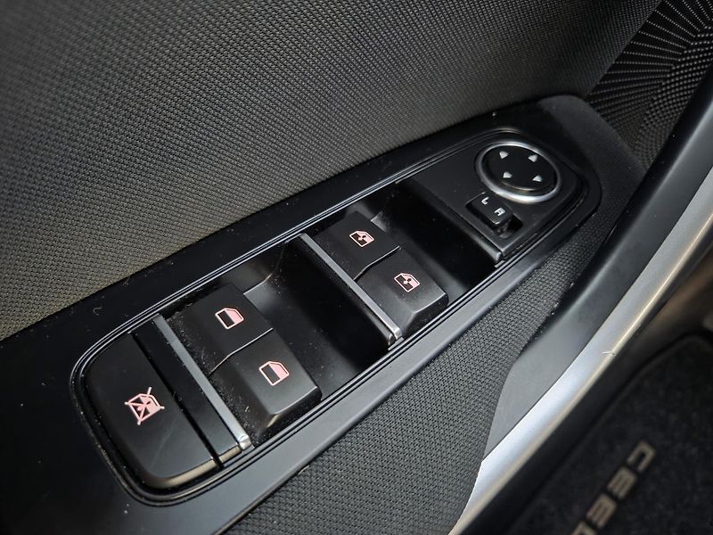 Kia Ceed (2022) 1.0 T-GDI 74 kW Spin,CZ,DPH - fotka 22 z 26