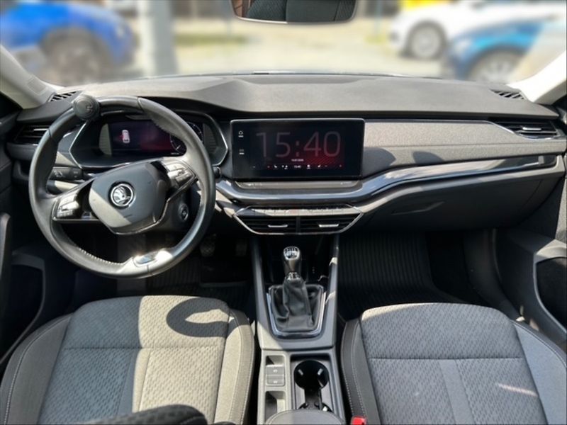 Škoda Octavia 1,5 TSI 110 Style - fotka 9 z 11