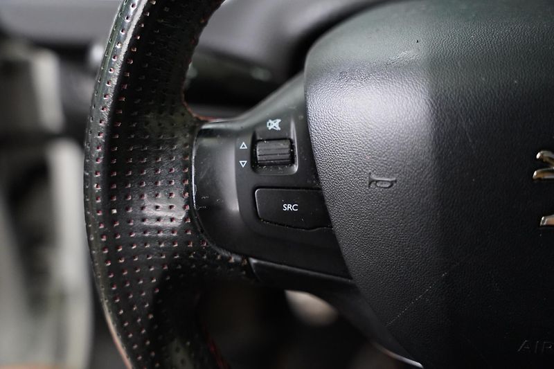 Peugeot 2008 - fotka 14 z 23