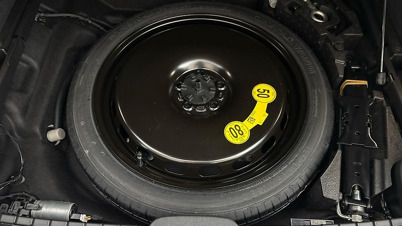 Volvo V90 2.0 B4 AUT Momentum Pro - fotka 20 z 30