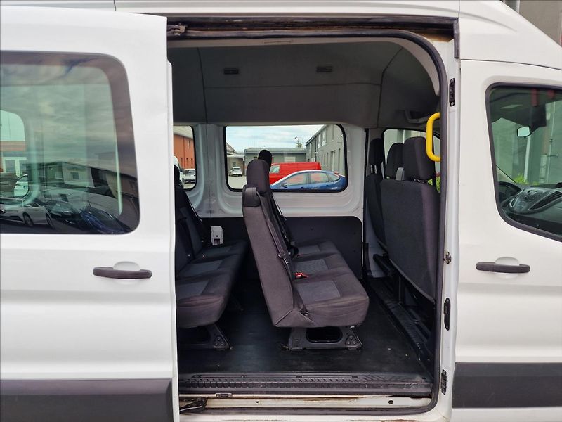 Ford Transit 2.0TDCi 96kw L2, 9-míst, ČR - fotka 18 z 39