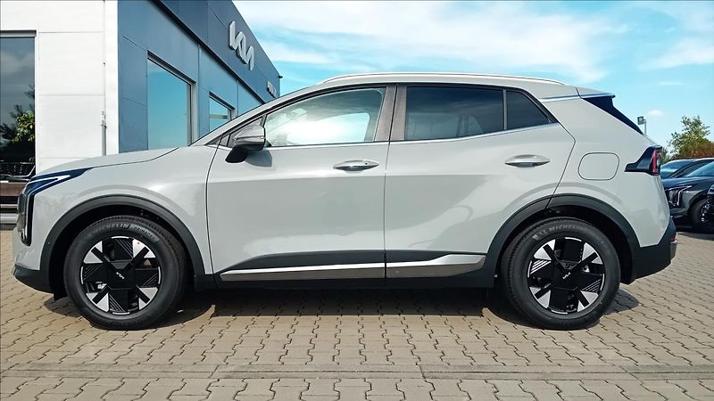 Kia Sportage 1,6 T-GDi 7DCT EXCLUSIVE - fotka 7 z 13