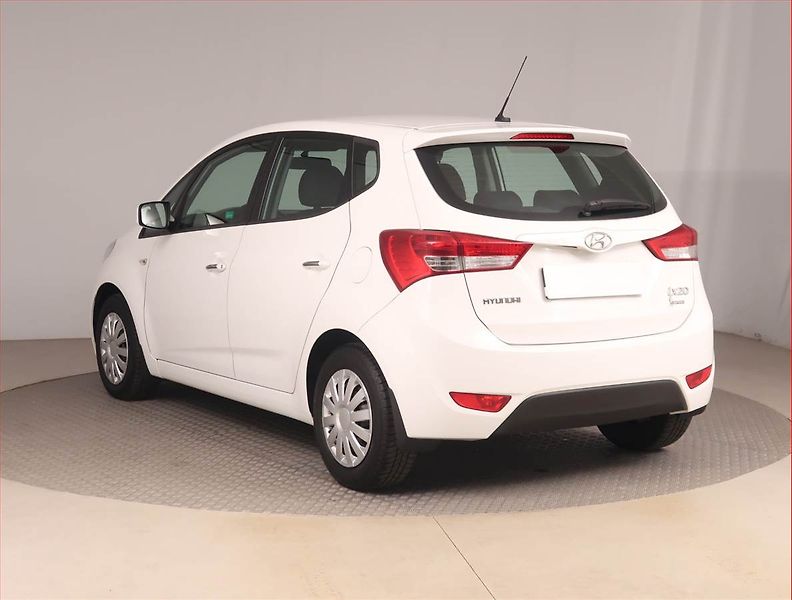 Hyundai ix20 (2016) 1.4 CRDi - fotka 4 z 14