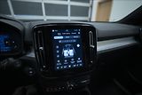 Volvo XC40 2,0 B3 NAVI KAMERA 360° TAŽNÉ - náhled 32