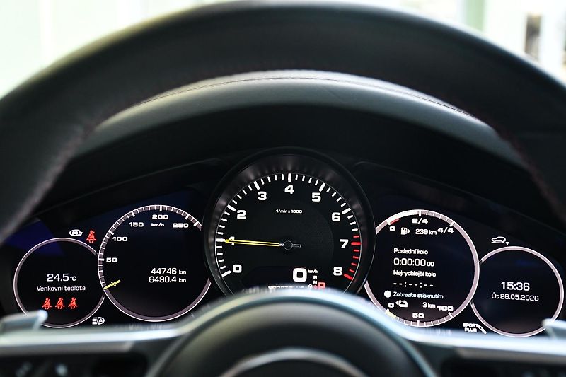 Porsche Cayenne 3.0E-REZERVACE - fotka 30 z 50