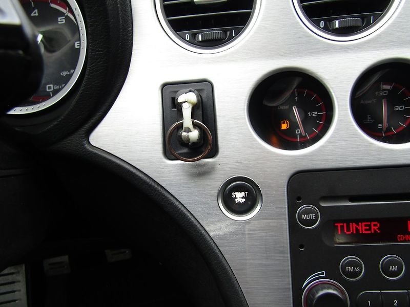 Alfa Romeo 159 (2009) 2.0JTD 125kW - fotka 30 z 33