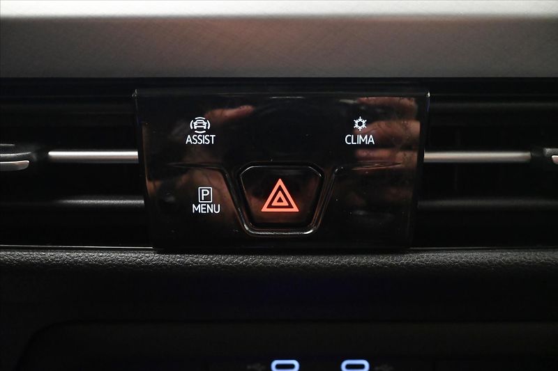 Volkswagen Golf 2,0 TDI 110 kW Life Záruka až - fotka 21 z 32